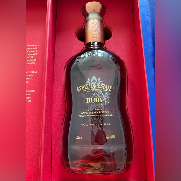Appleton Rare Ruby Rum - Picture 4 of 15